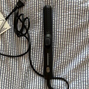 Duel straightener/ air flow styler